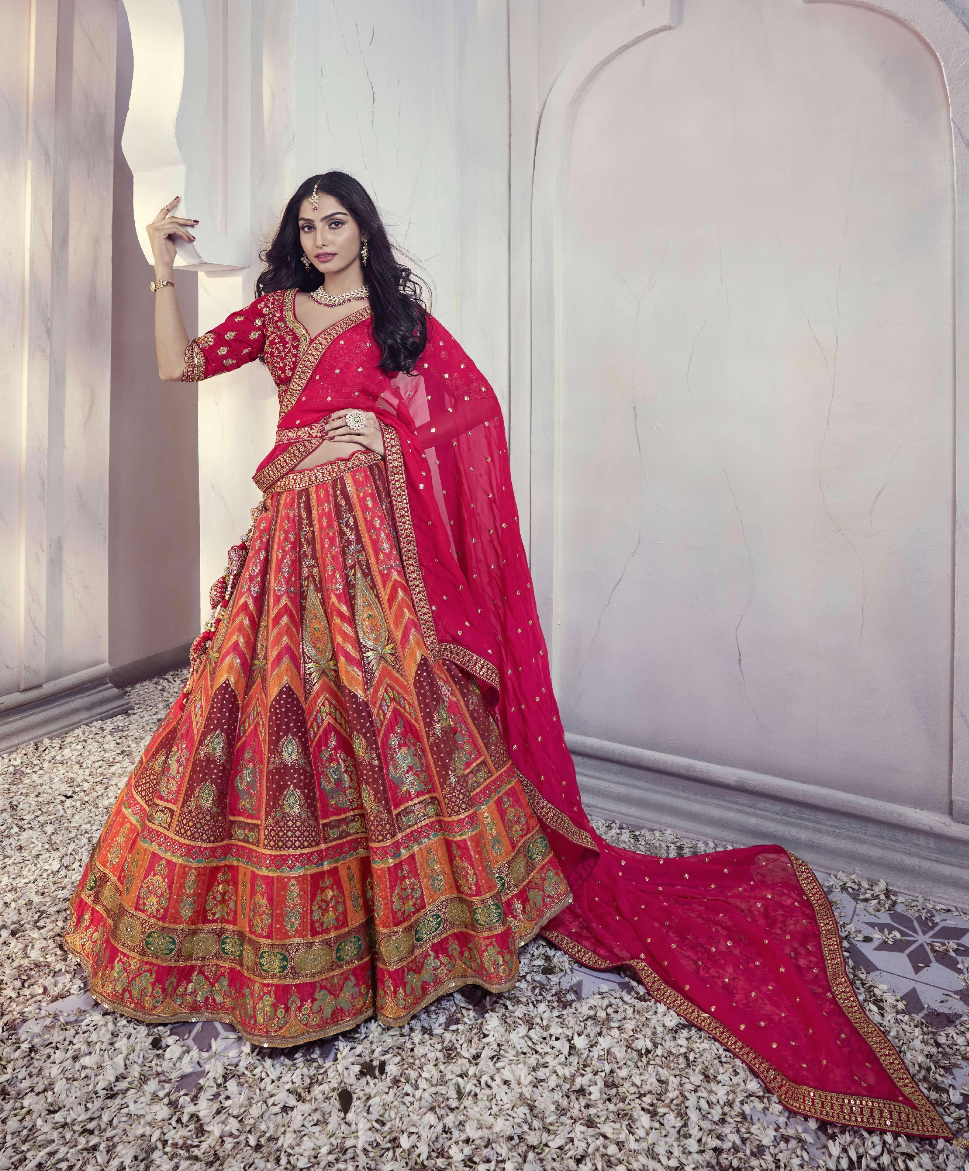 Designer Wedding Wear Latest Bridal Lehenga Choli