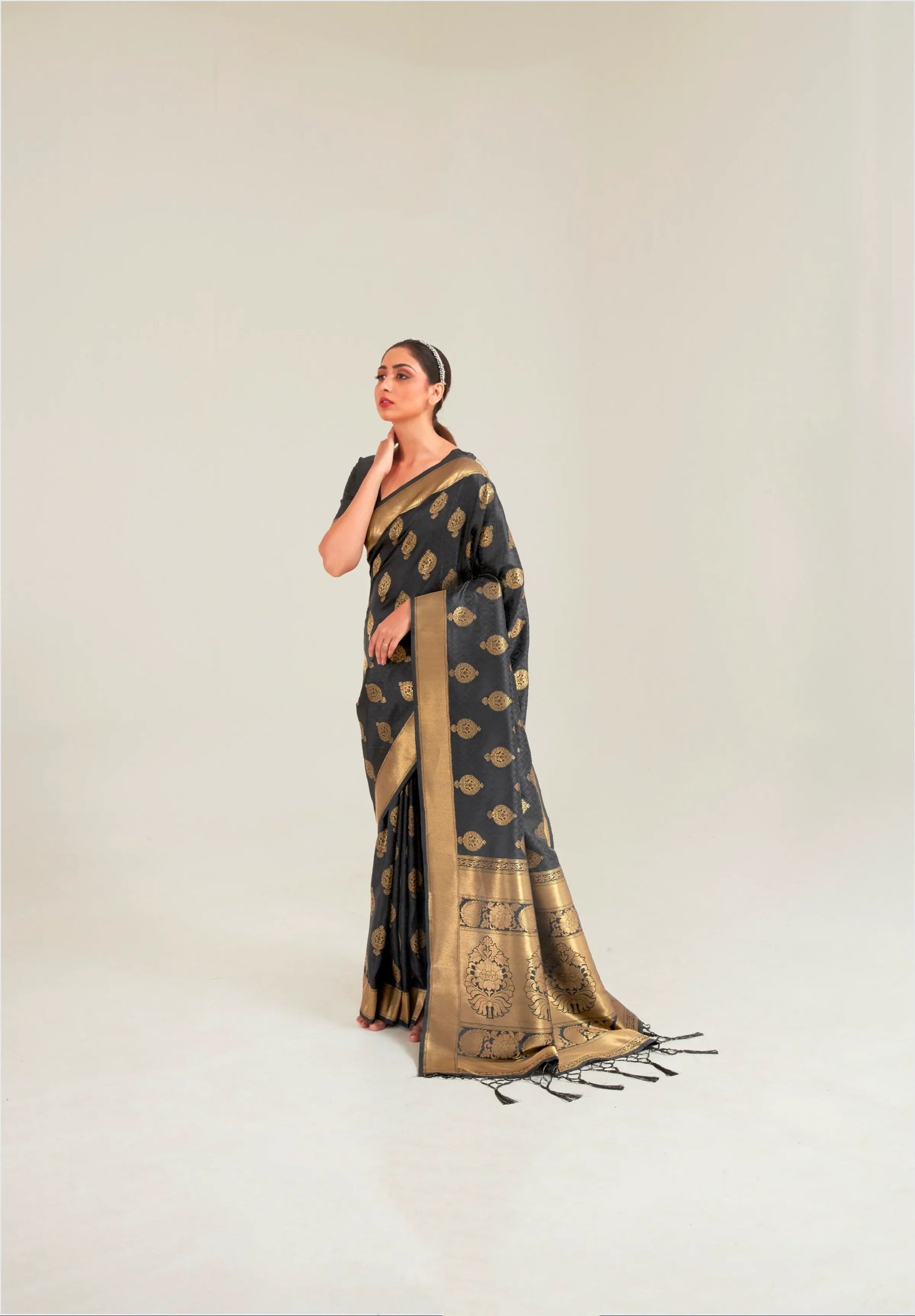 Designer Occasion Wear Kanyaa Silk Saree