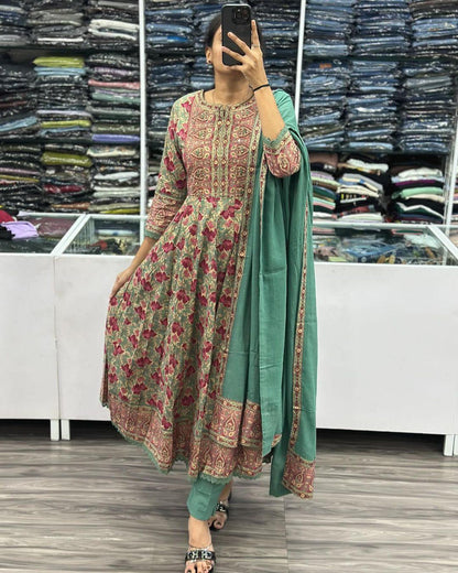 Beautiful Designer Party Wear Voluminous Anarkali Pure Cotton Salwar Suit