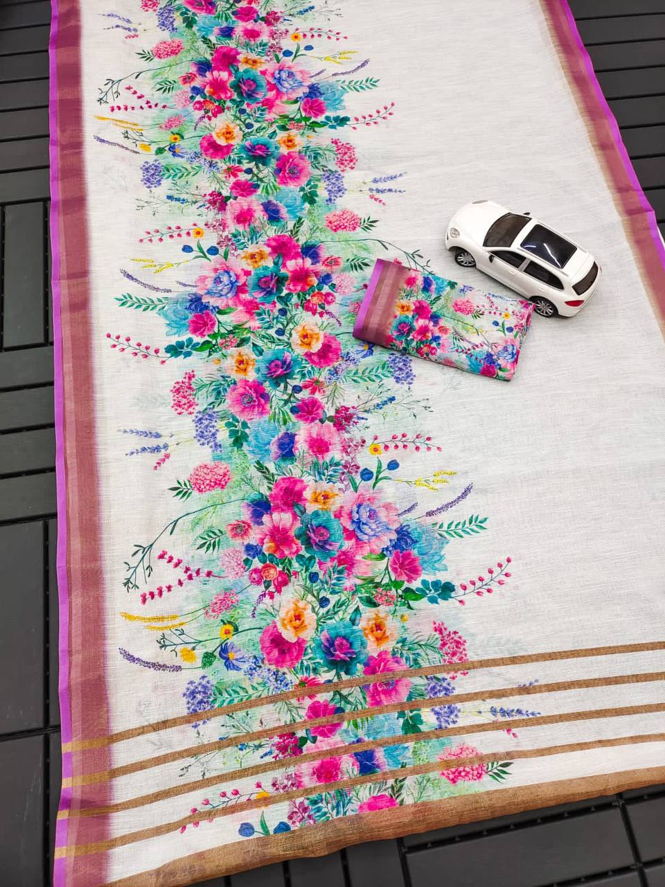 Beautiful Designer Party Wear Original Linen Saree