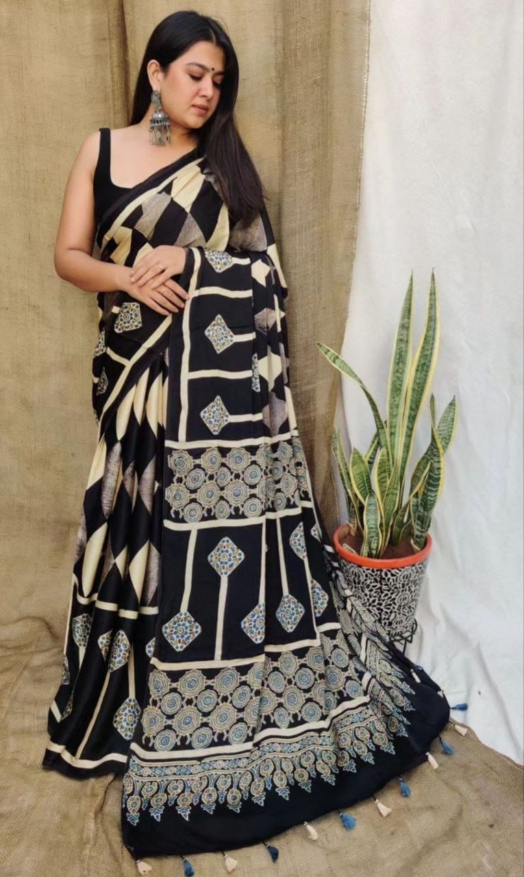Beautiful Designer Party Wear Original Linen Saree