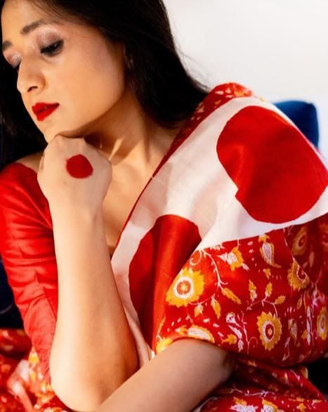 Beautiful Designer Party Wear Pure Linen Saree