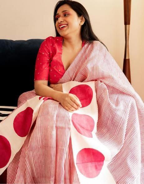 Beautiful Designer Party Wear Pure Linen Saree