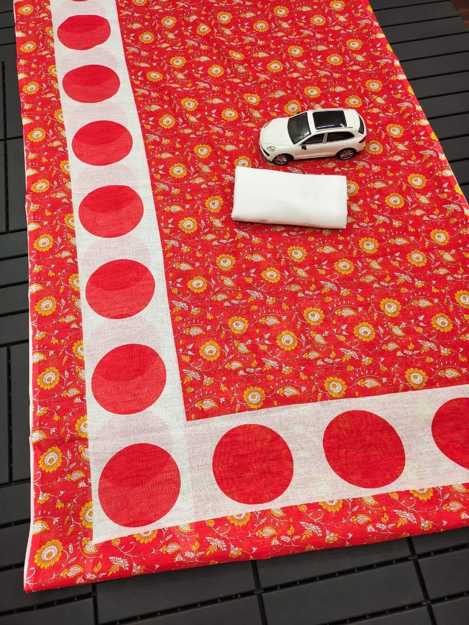 Beautiful Designer Party Wear Pure Linen Saree