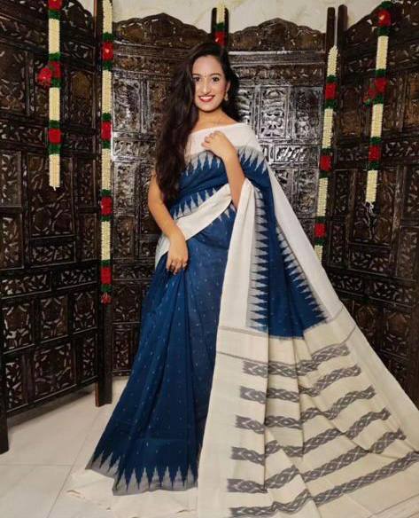 Beautiful Designer Party Wear Pure Linen Saree