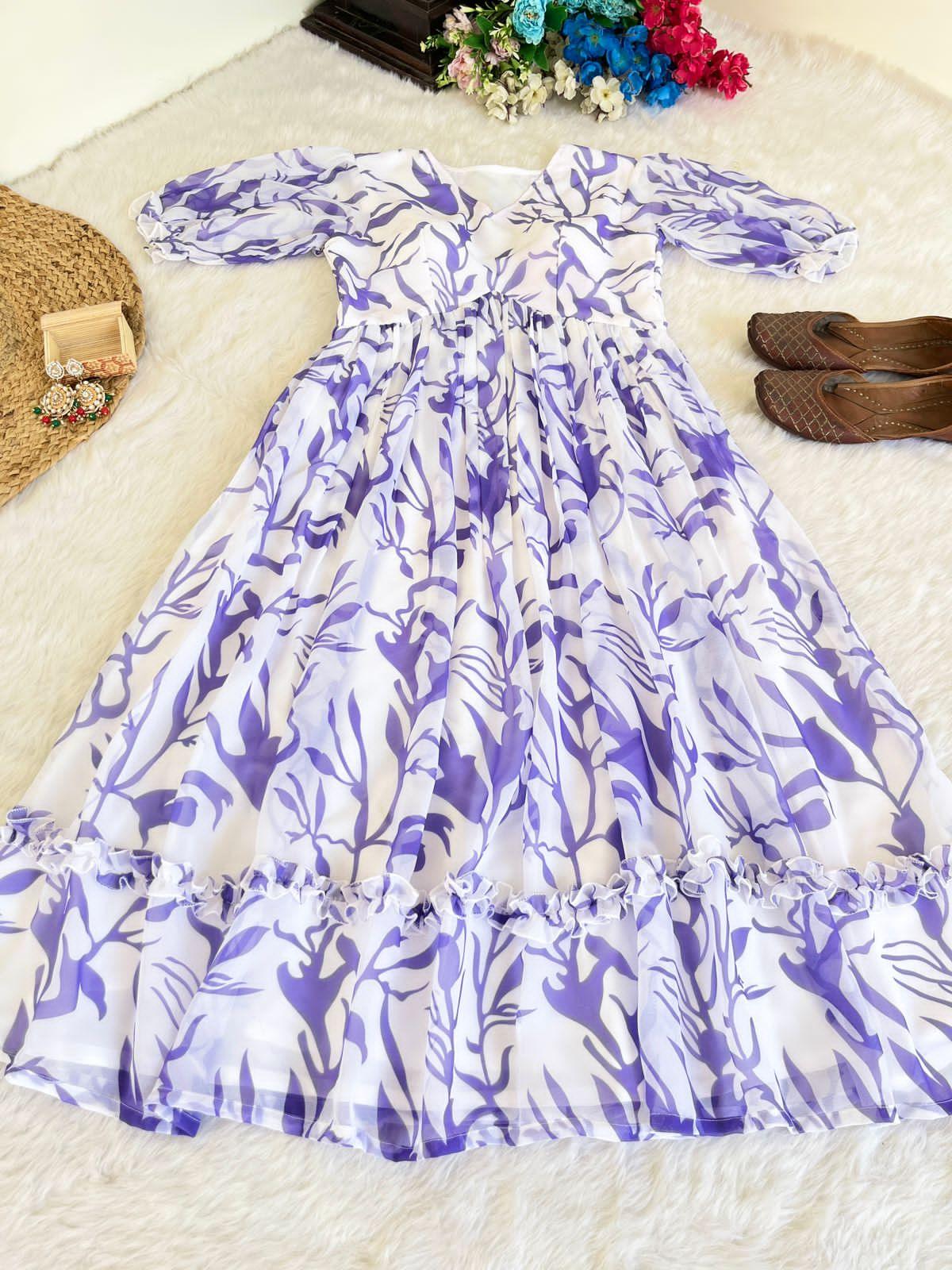 Beautiful Designer Party Wear Heavy Georgette Silk Gown