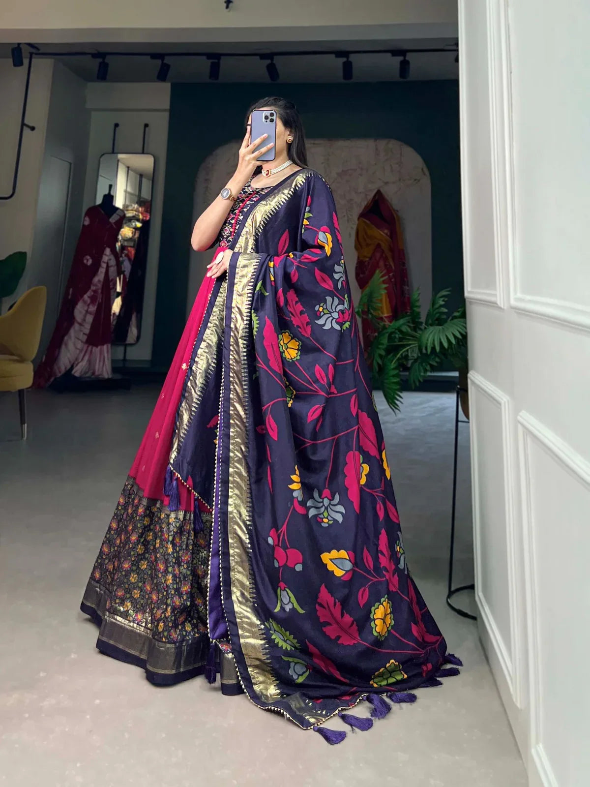 Beautiful Designer Tussar Silk Patola &amp; Floral Print Gwon