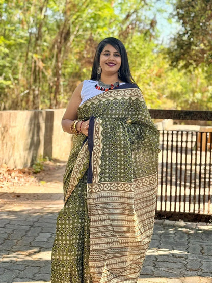 Beautiful Designer Pure Mulmul Cotton Gadhwal Saree