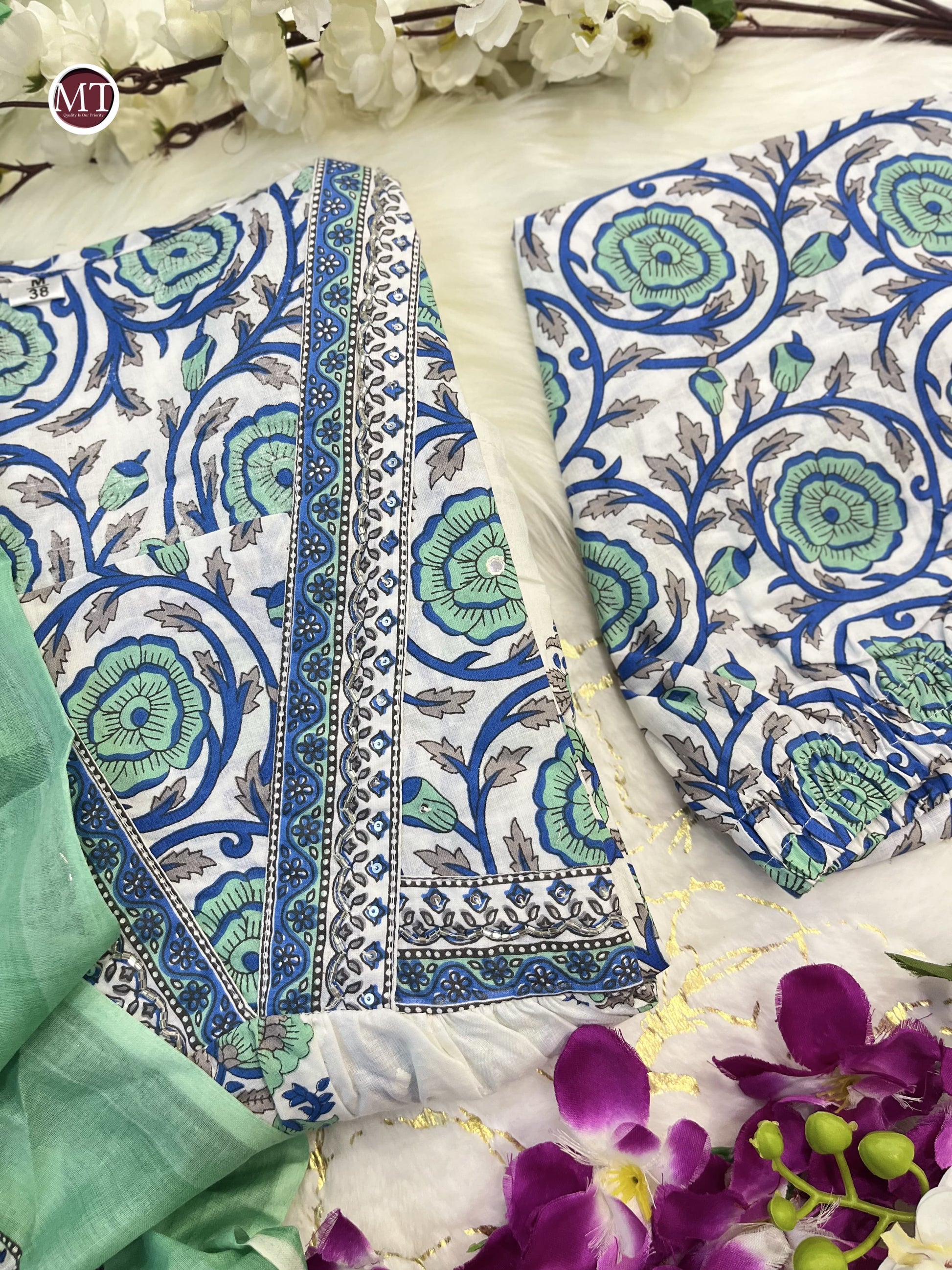 Salwar Suit