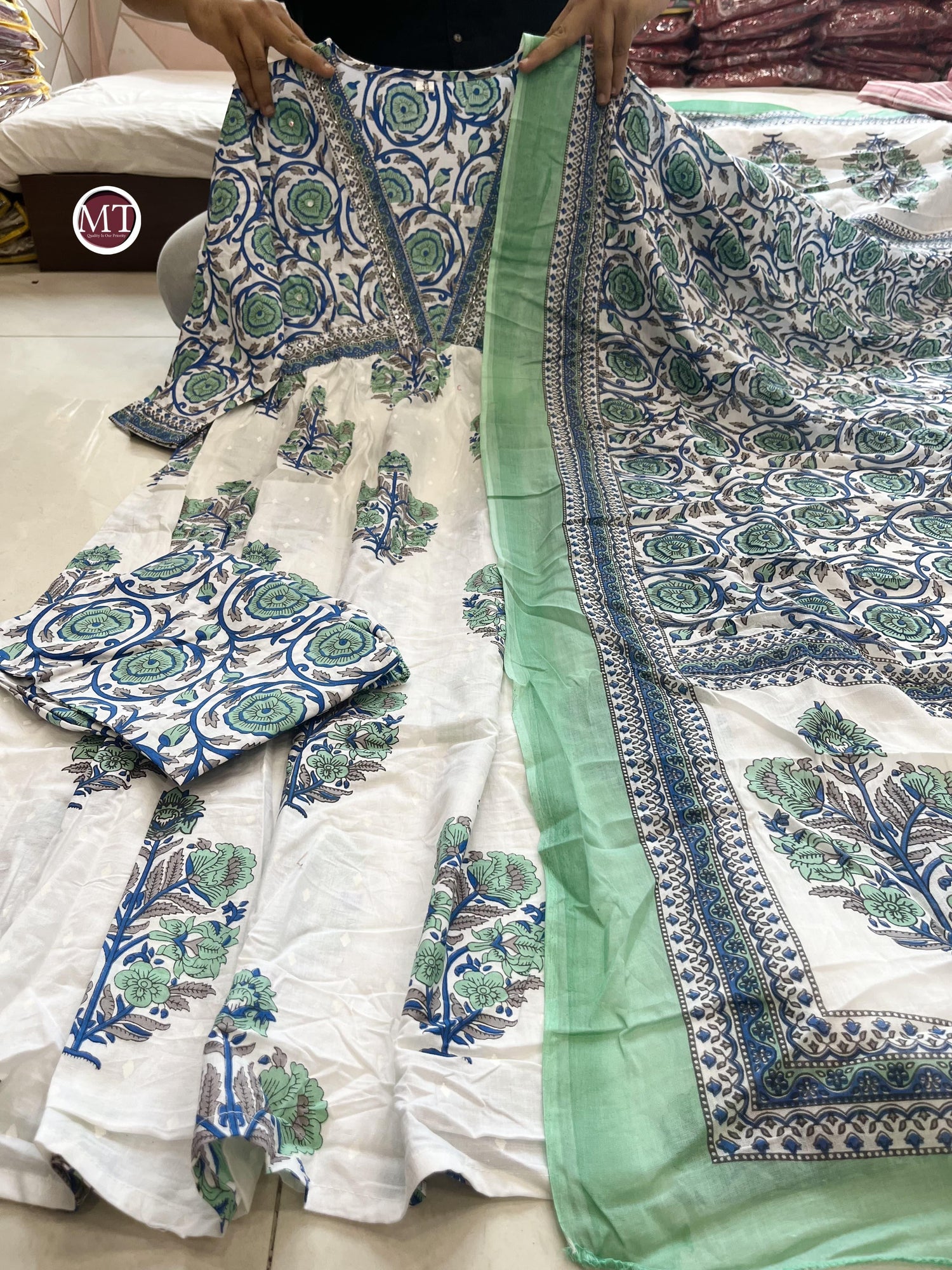 Salwar Suit