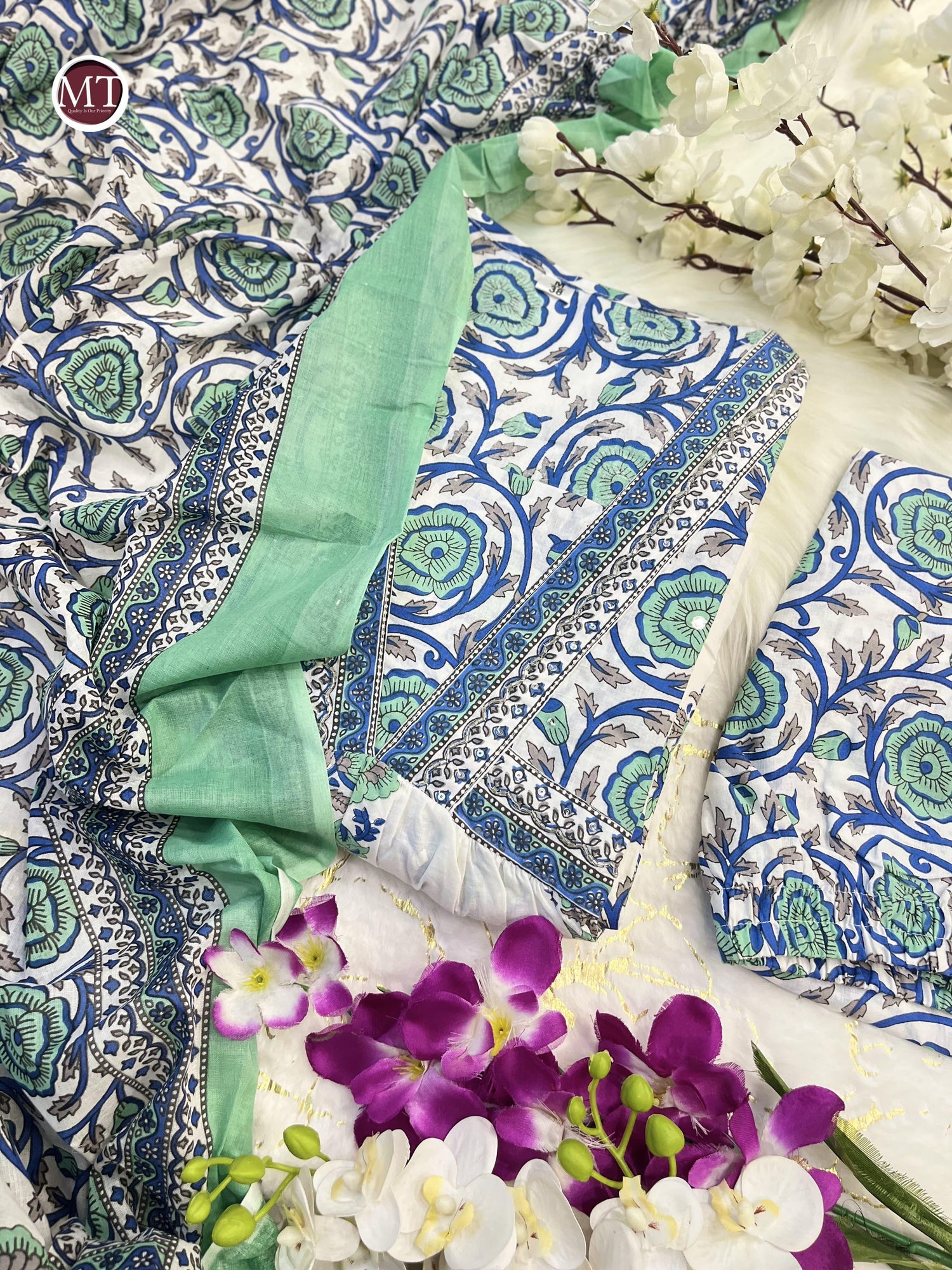 Salwar Suit