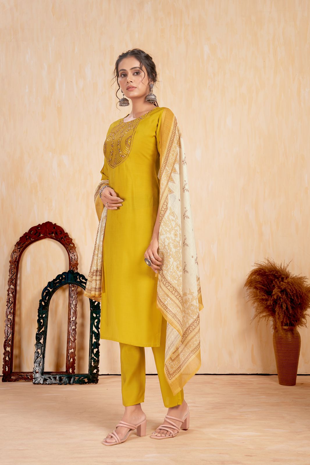 Beautiful Designer Party Wear Punjabi Style Hetaali Reyon Salwar Suit
