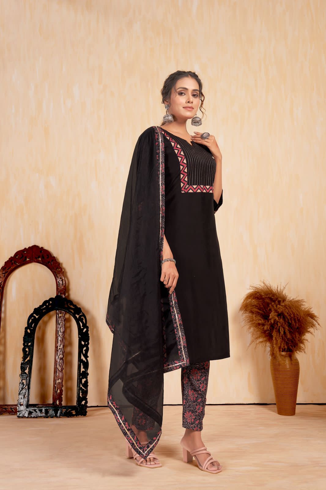 Beautiful Designer Party Wear Punjabi Style Hetaali Reyon Salwar Suit