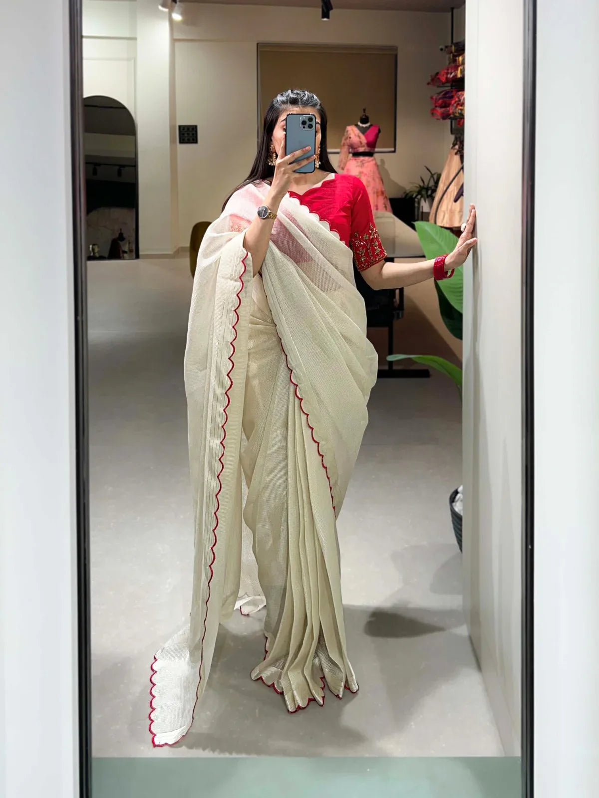 Beautiful Designer Flower Printed Georgette Saree