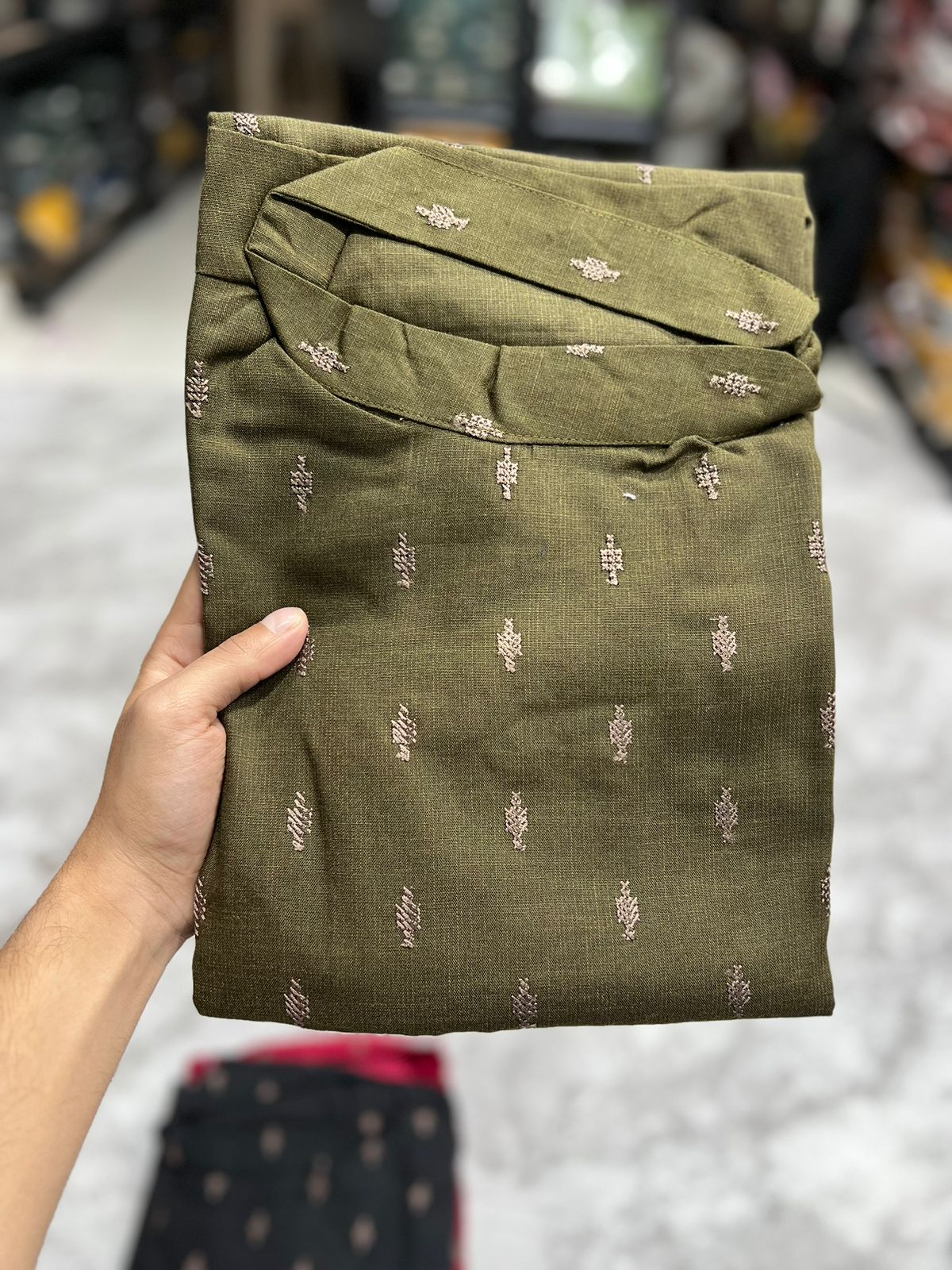 Beautiful Men's Designer Magic Cotton Kurta Payjama