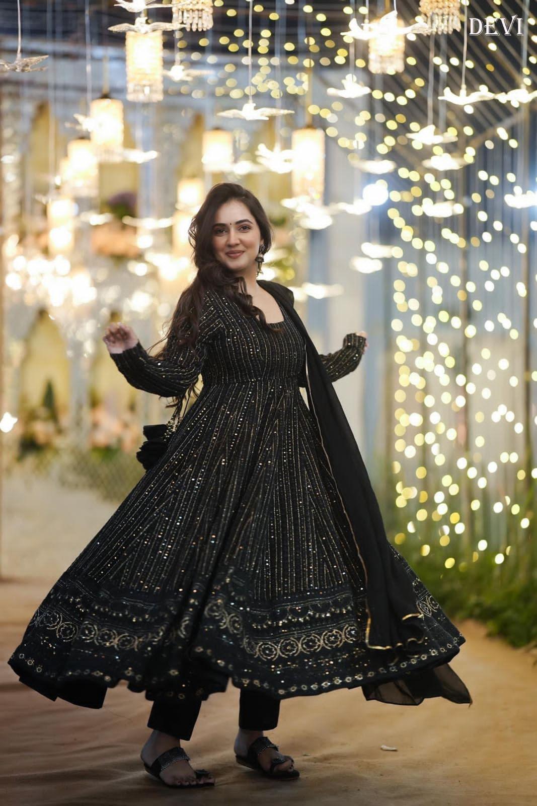 Beautiful Designer Wedding Faux Georgette Gwon