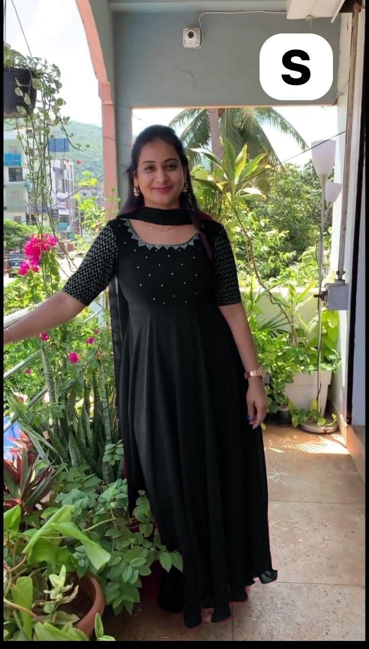 Beautiful Designer Party Wear Georgette Gwon with Dupatta