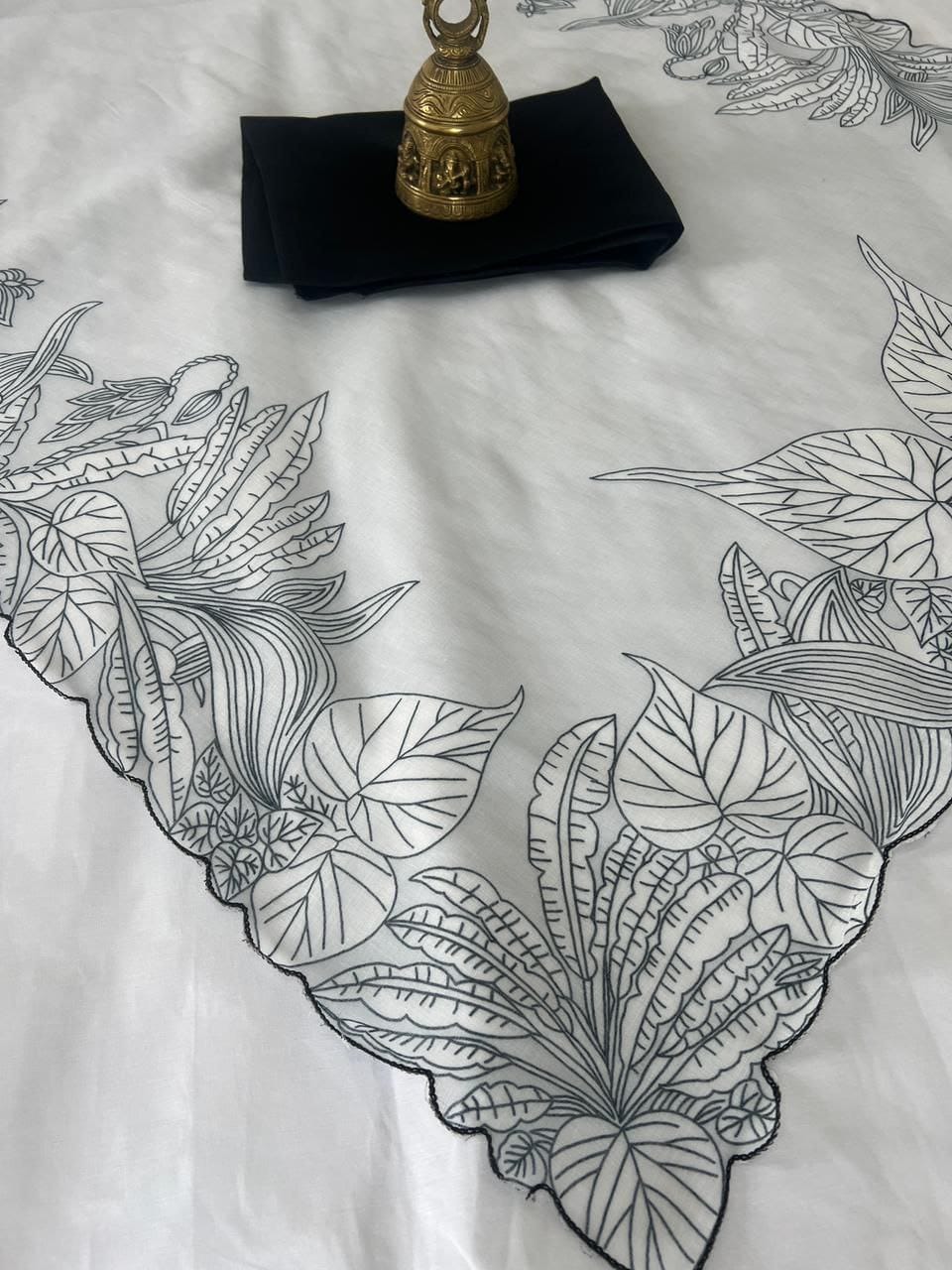 Beautiful Designer Party Wear Plain Linen Saree