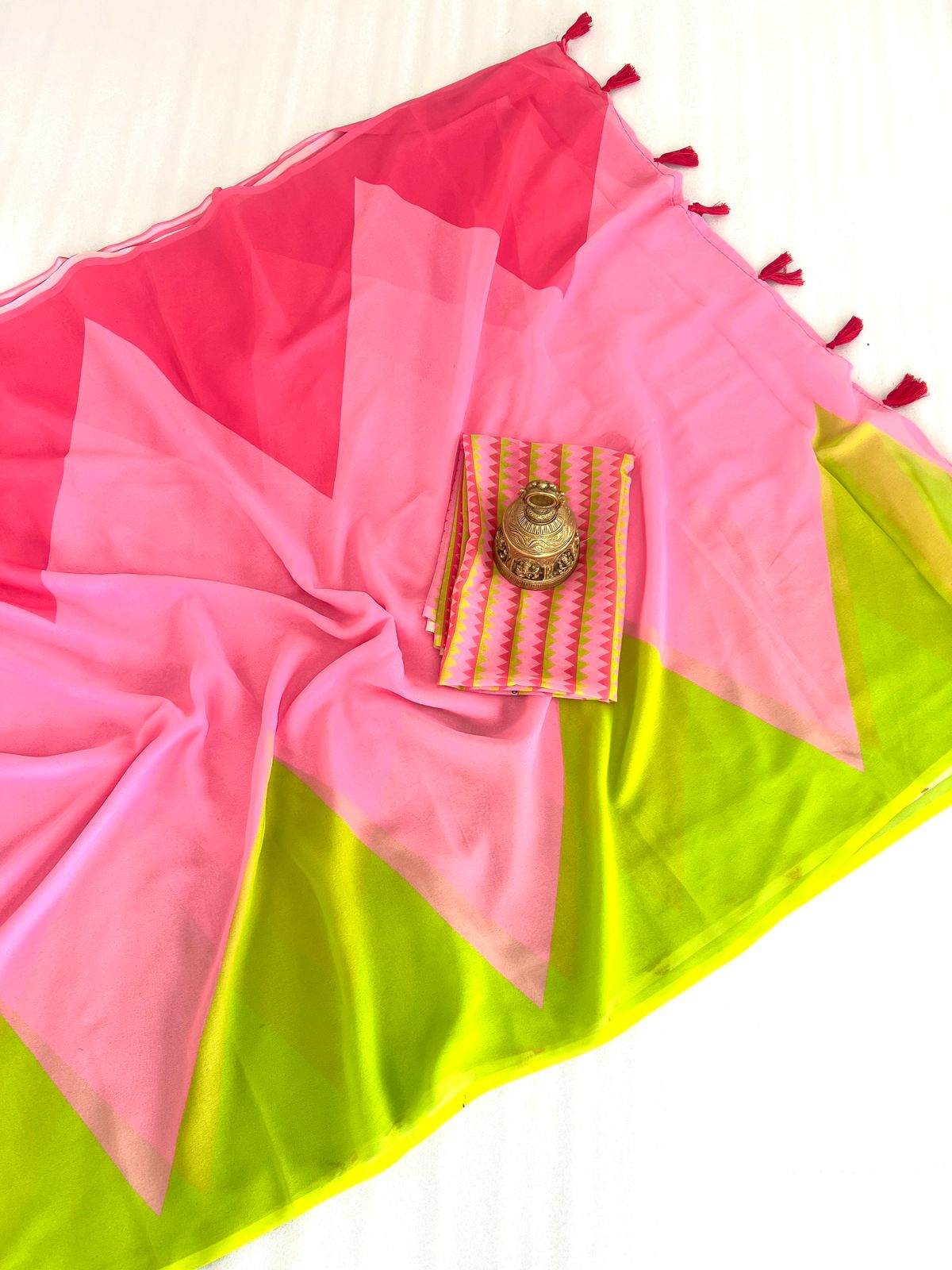 Beautiful Designer Party Wear Soft Gorgette Saree