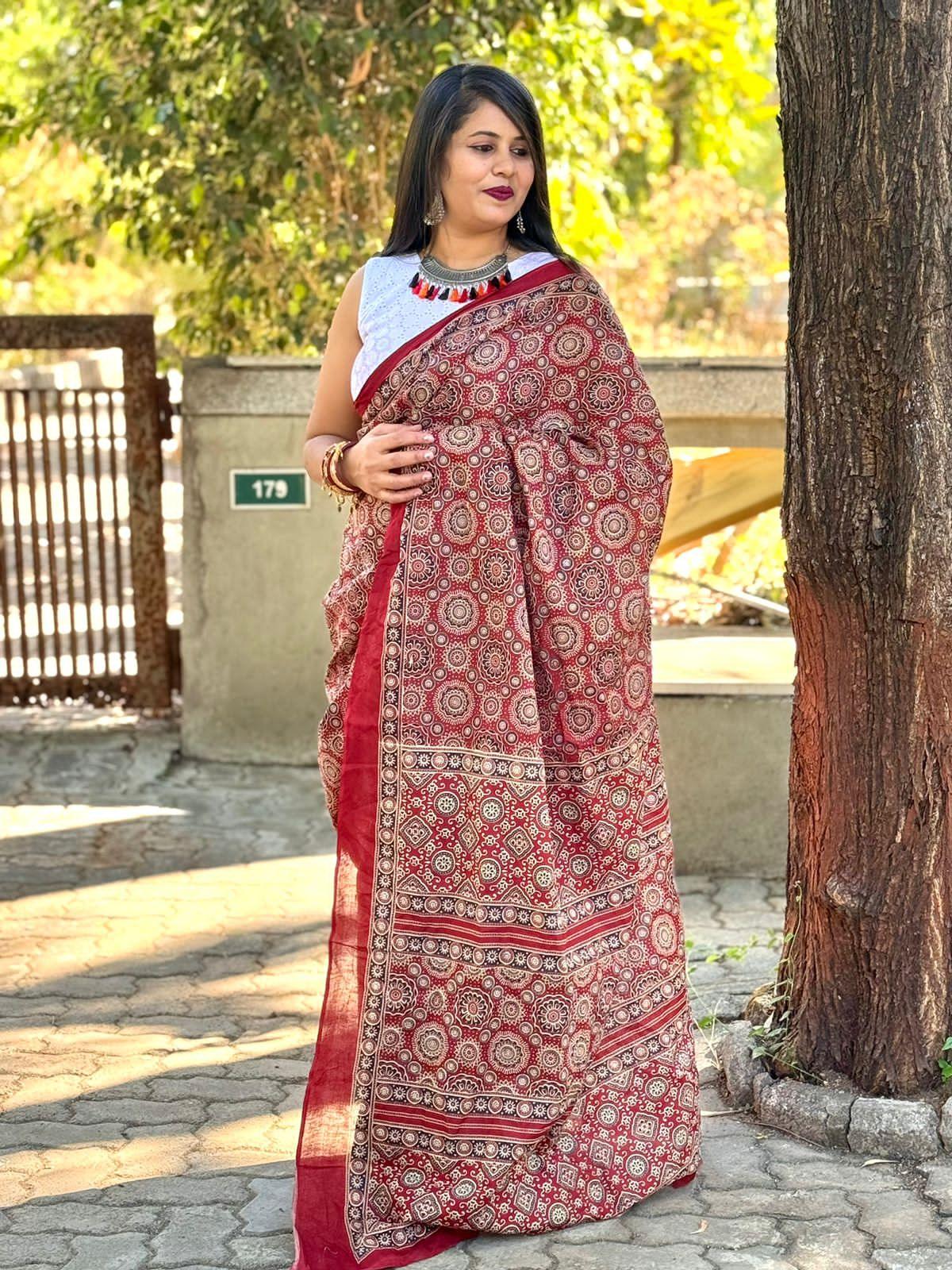 Beautiful Designer Soft Pure Mulmul Cotton Saree