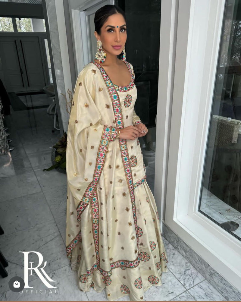 Beautiful Designer Occasion Wear Latest Punjabi Style Salwar Suit