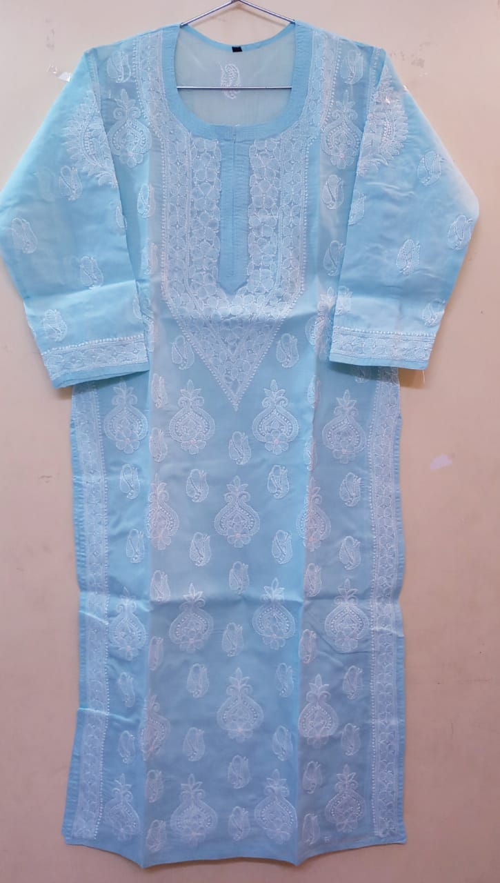 Beautiful Designer Lucknowi Chikankari Kurti