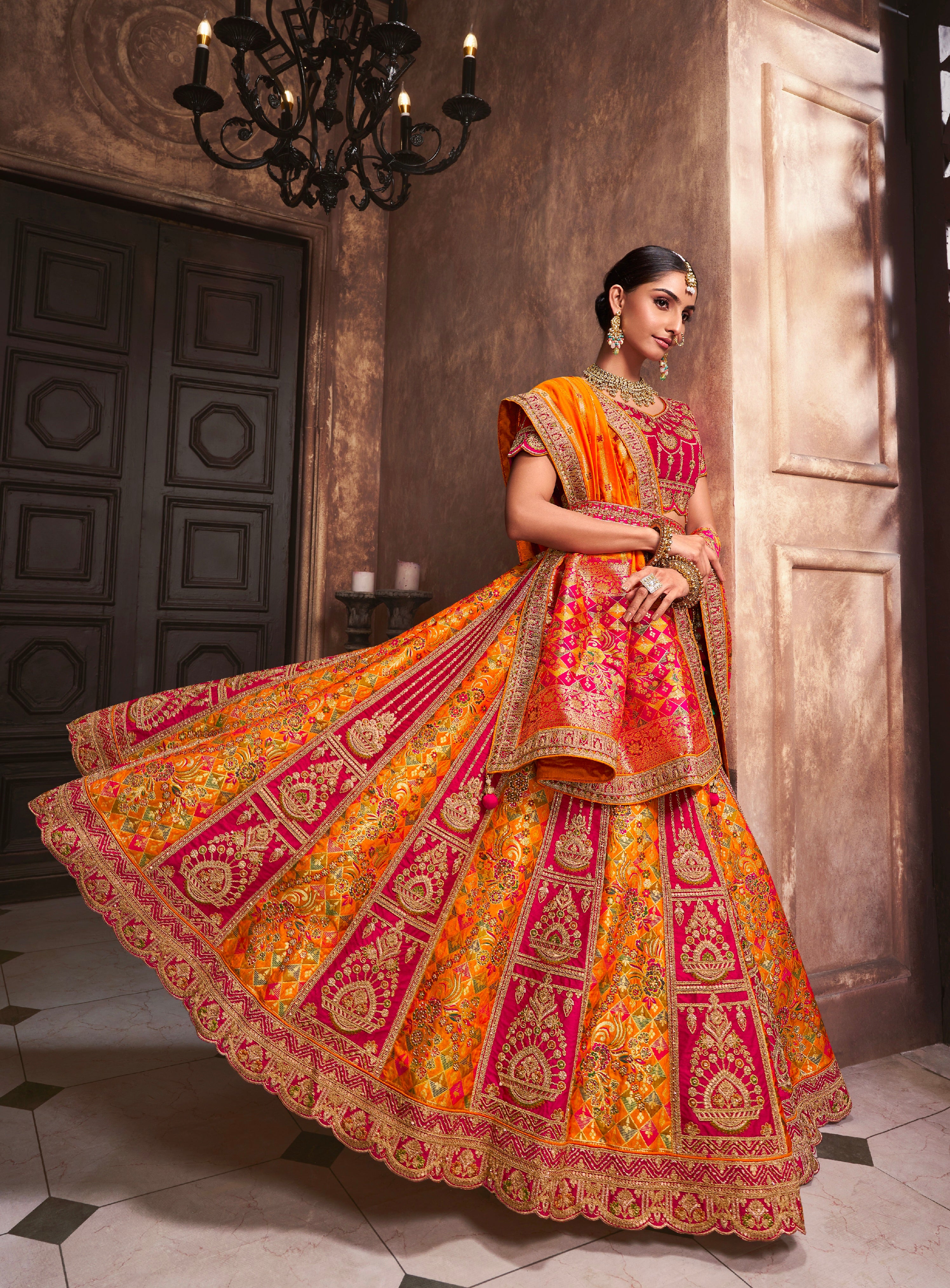 Beautiful Designer Wedding Wear Latest Bridal Lehenga Choli
