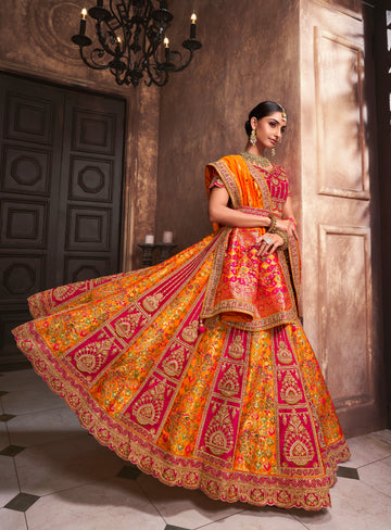 Beautiful Designer Wedding Wear Latest Bridal Lehenga Choli