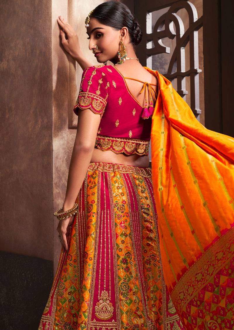 Beautiful Designer Wedding Wear Latest Bridal Lehenga Choli