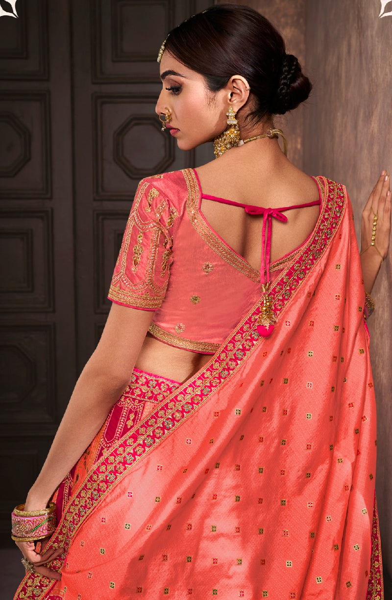 Beautiful Designer Wedding Wear Latest Bridal Lehenga Choli