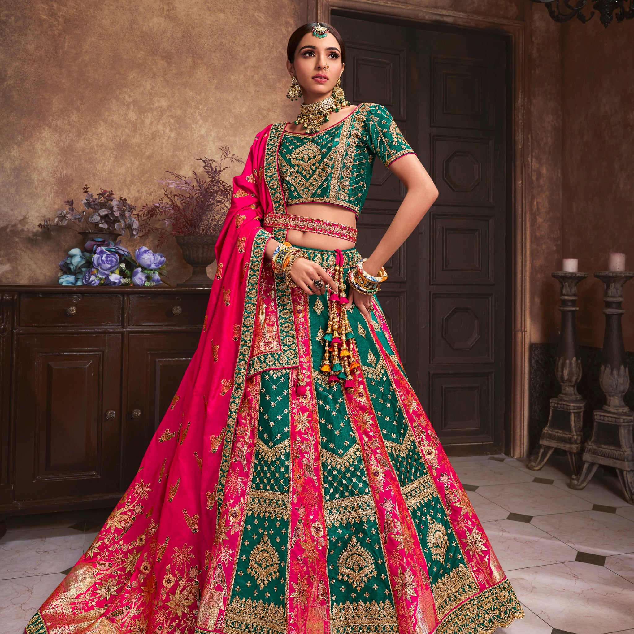 Beautiful Designer Wedding Wear Latest Bridal Lehenga Choli