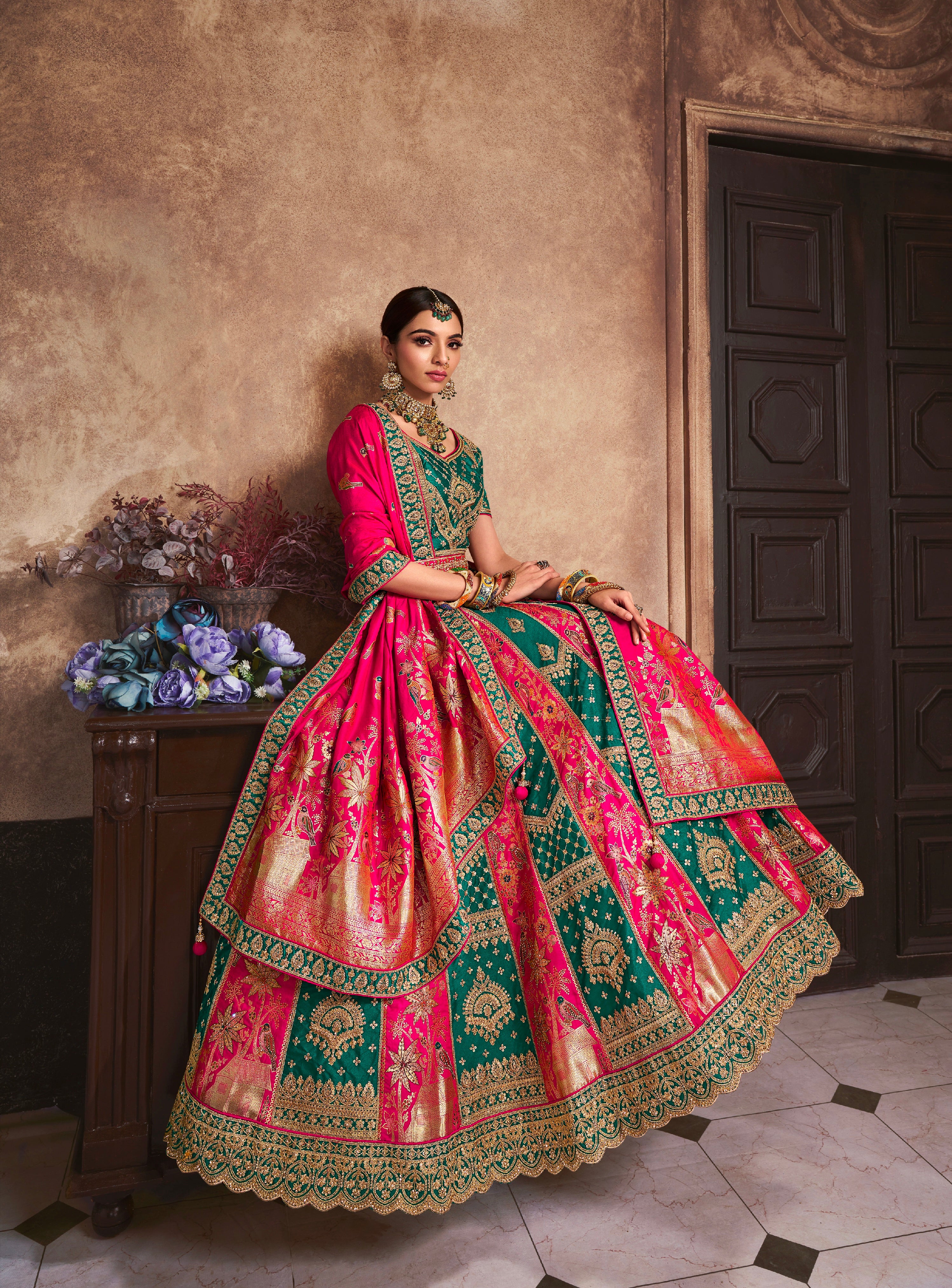 Beautiful Designer Wedding Wear Latest Bridal Lehenga Choli