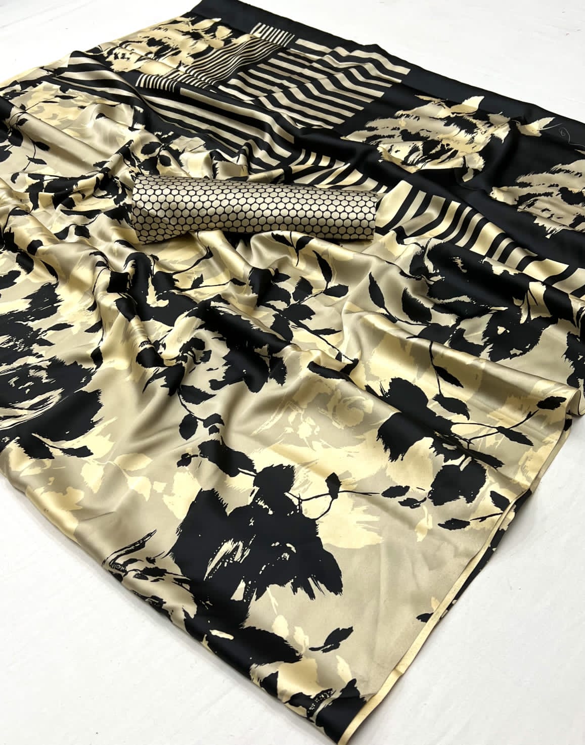 Beautiful Designer Digital Flower Print Satin Silk Saree
