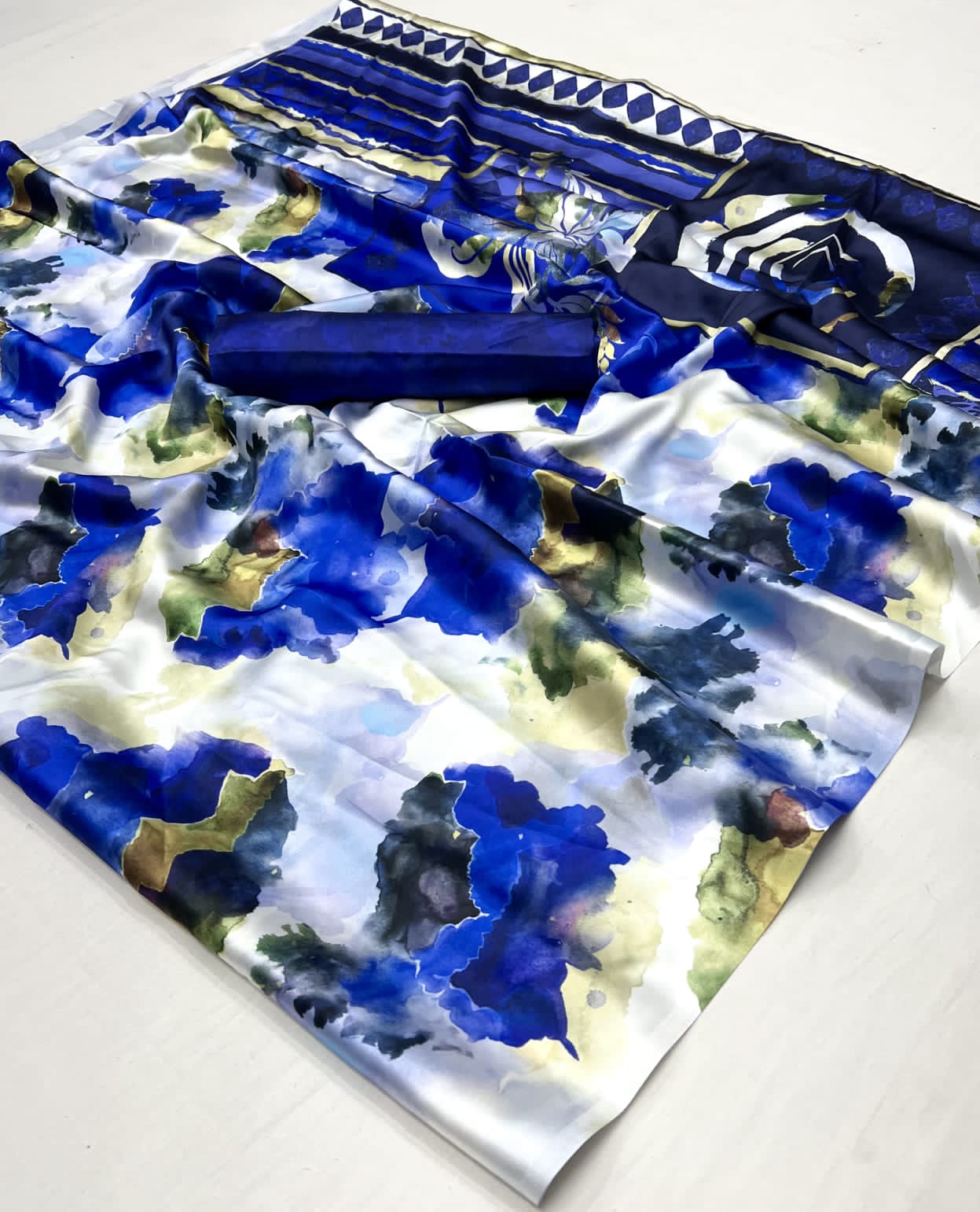 Beautiful Designer Digital Flower Print Satin Silk Saree