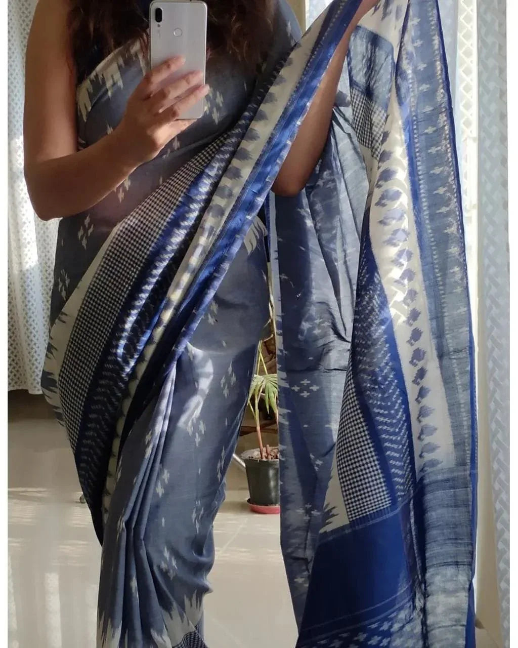 Beautiful Designer Party Wear Plain Linen Saree