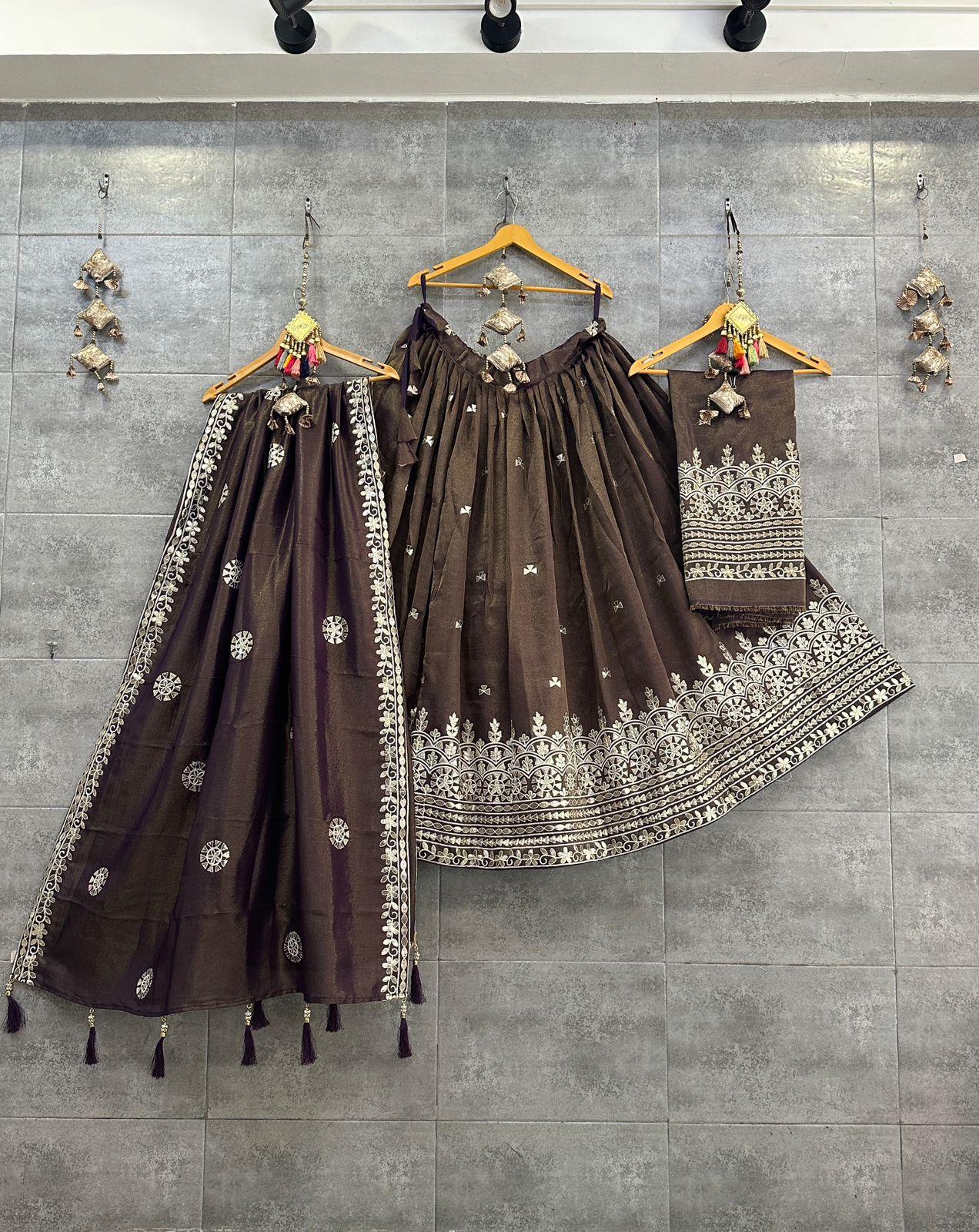 Beautiful Designer Pure Viscos Tissue Silk Leriya Print Chaniya Choli