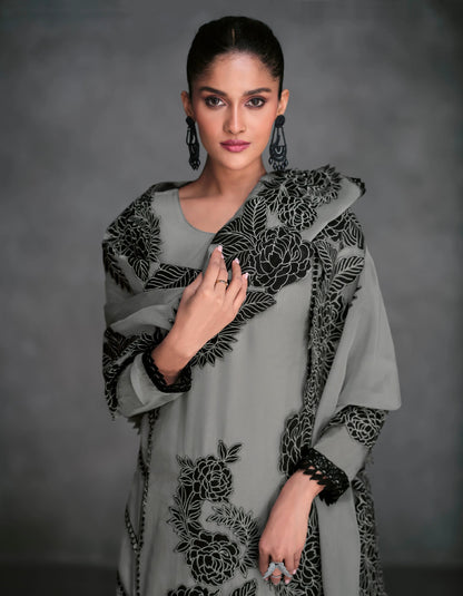 Beautiful Designer Occasion Wear Latest Pure Organza Silk Salwar Suit