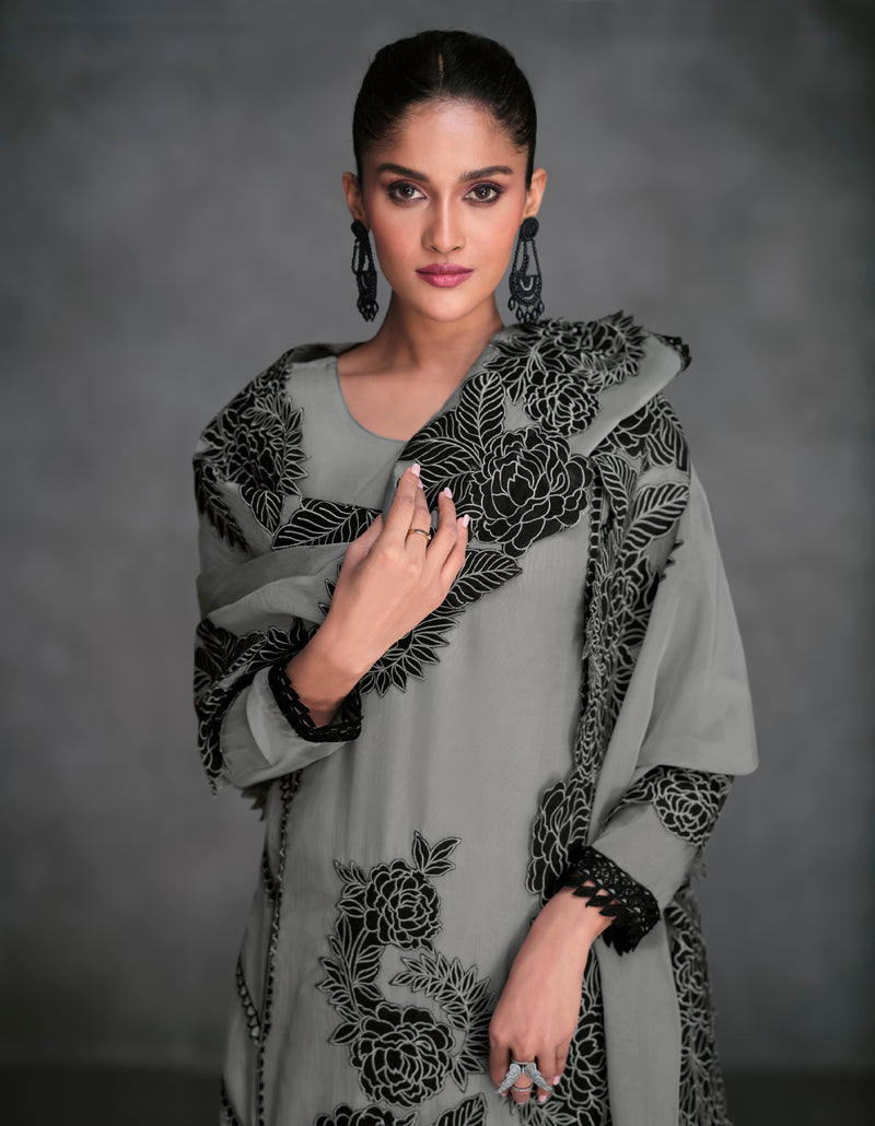 Beautiful Designer Occasion Wear Latest Pure Organza Silk Salwar Suit