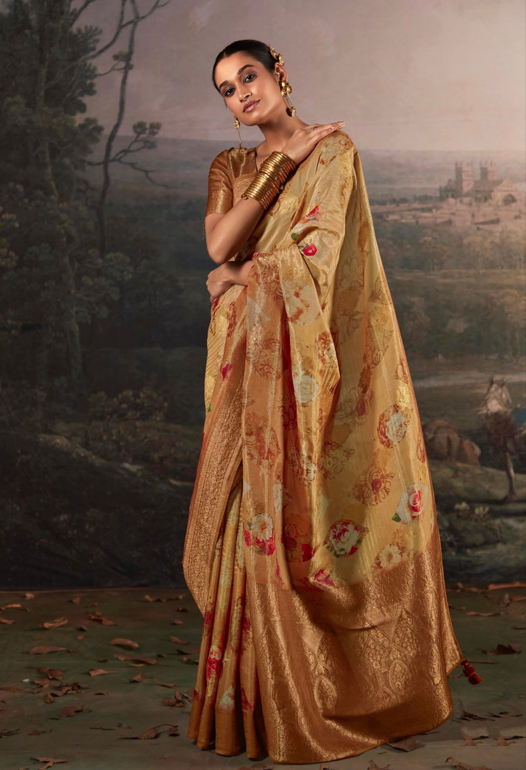 Beautiful Designer Wedding Wear Pure Zari Linen With Floral Print Saree