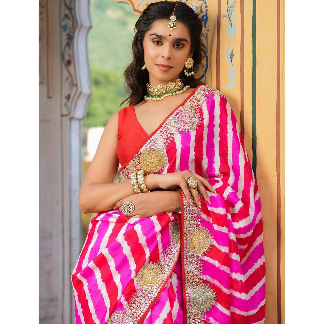 Beautiful Designer Soft Vichitra Silk Leriya Print Saree