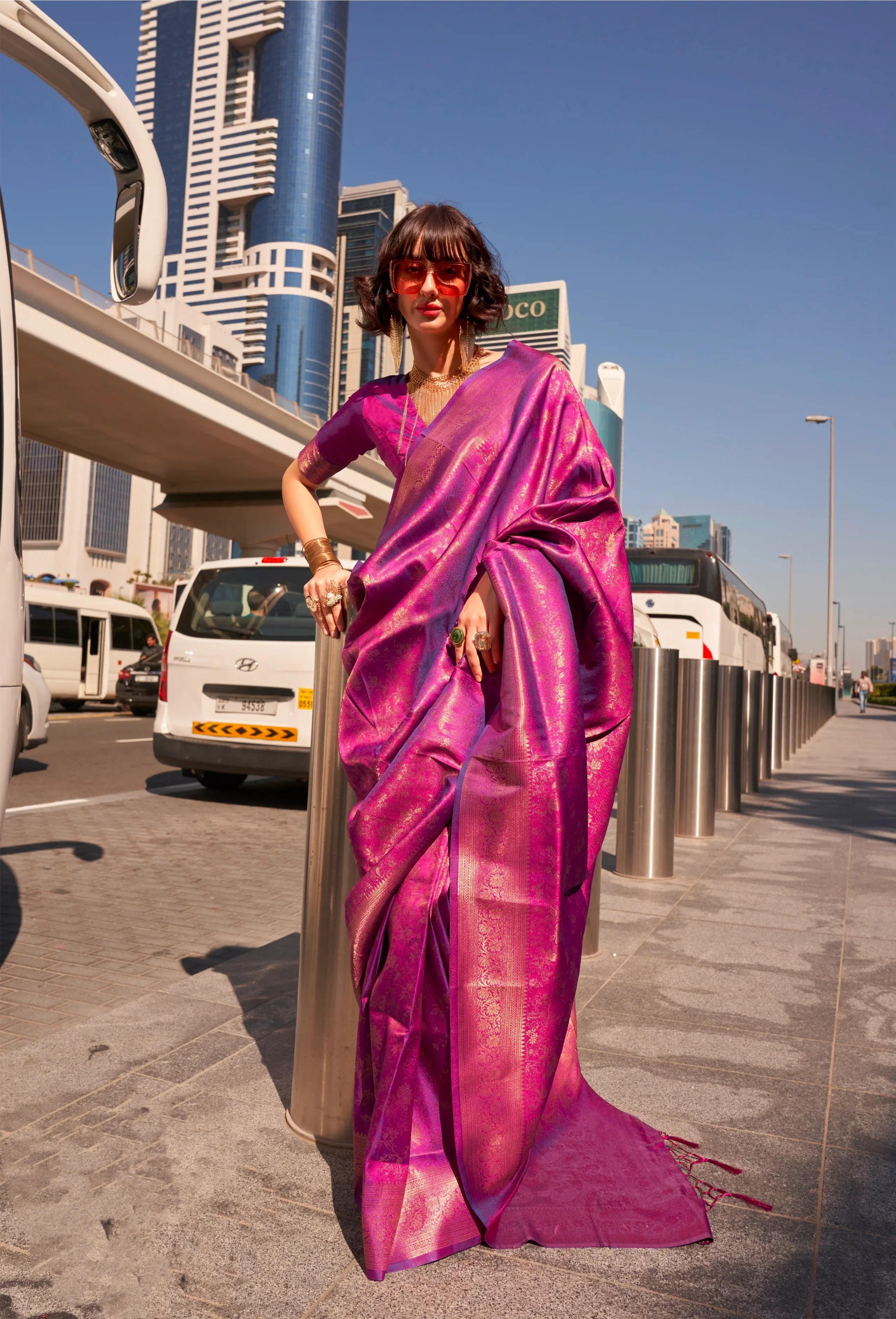 Rani Pink Handloom Weaving Saree with Traditional Tassel Pallu