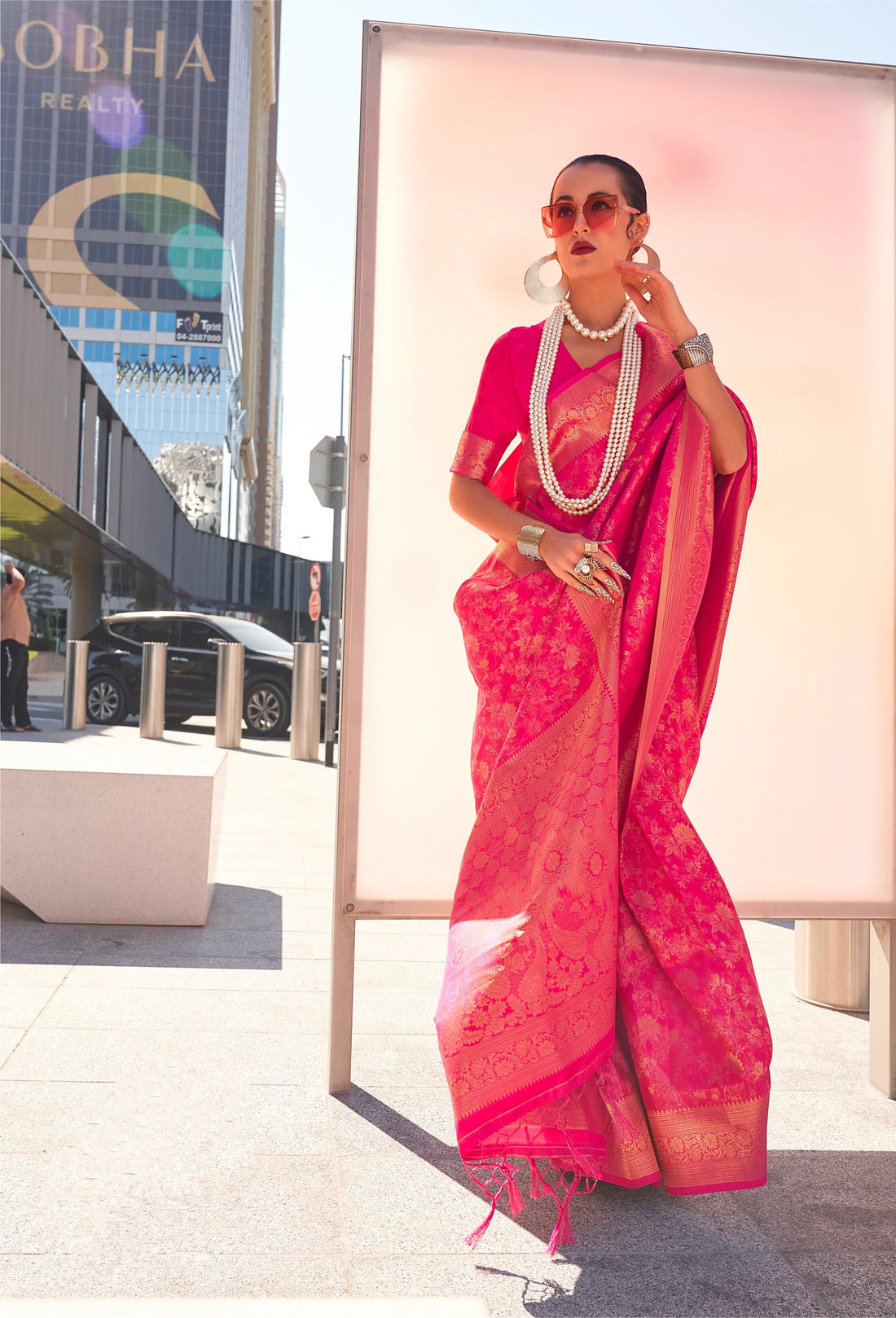 Beautiful Designer Traditional Wear Handloom Weaving Saree