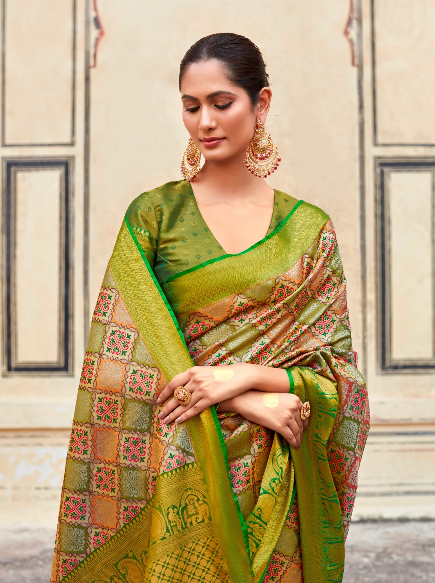Beautiful Designer Occasion Wear Pure Pattu Silk With Full Zari Weaving Saree
