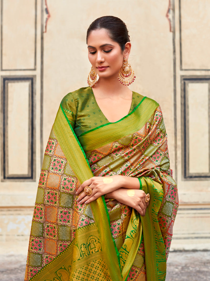 Beautiful Designer Occasion Wear Pure Pattu Silk With Full Zari Weaving Saree