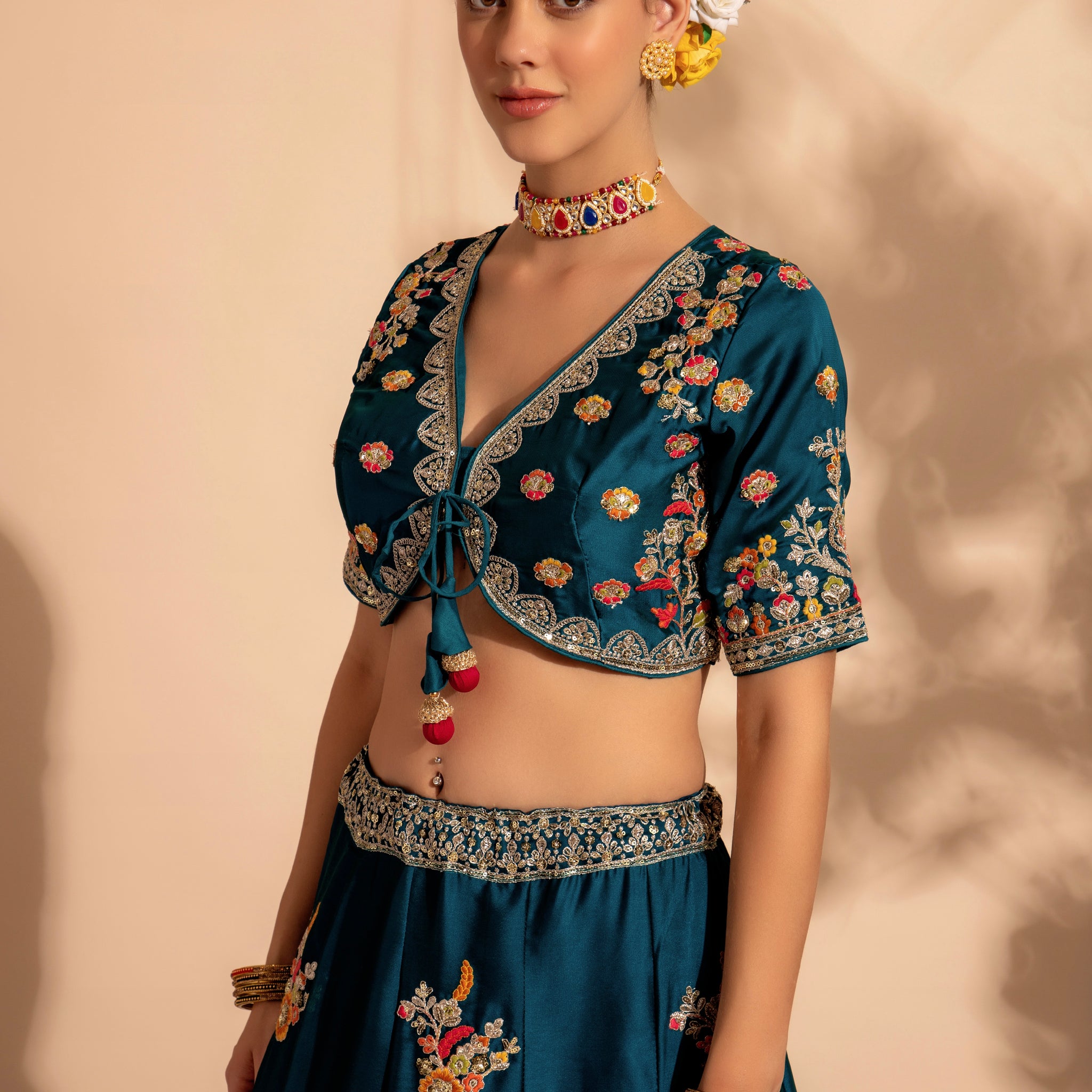 lehenga choli design for ladies