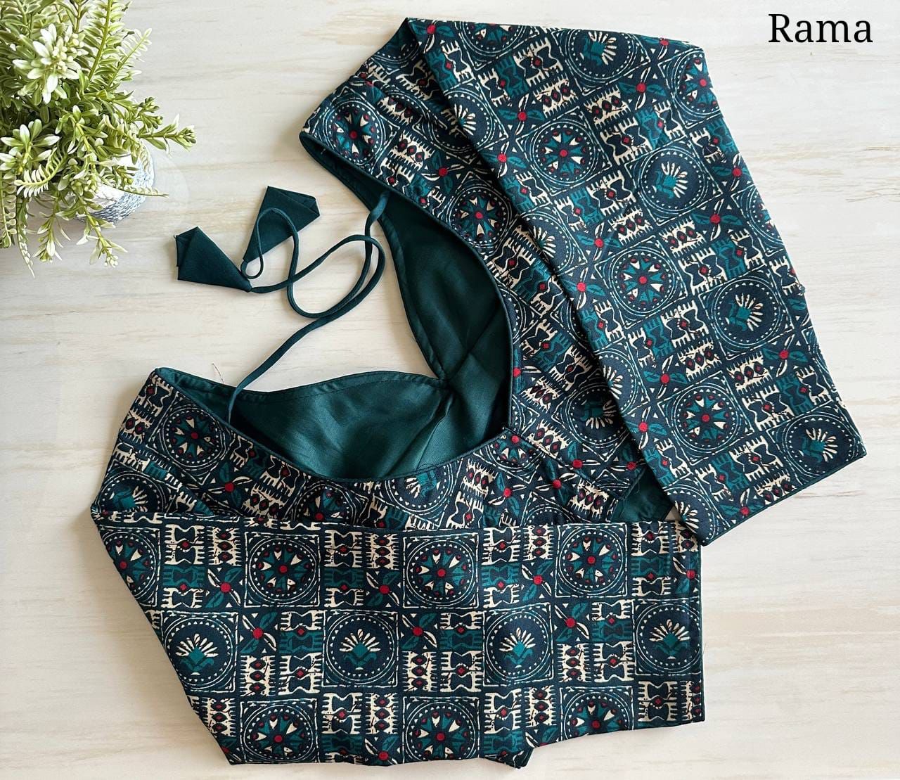 Beautiful Designer Readymade Handloom Cotton Sabyasachi Pattern Blouse