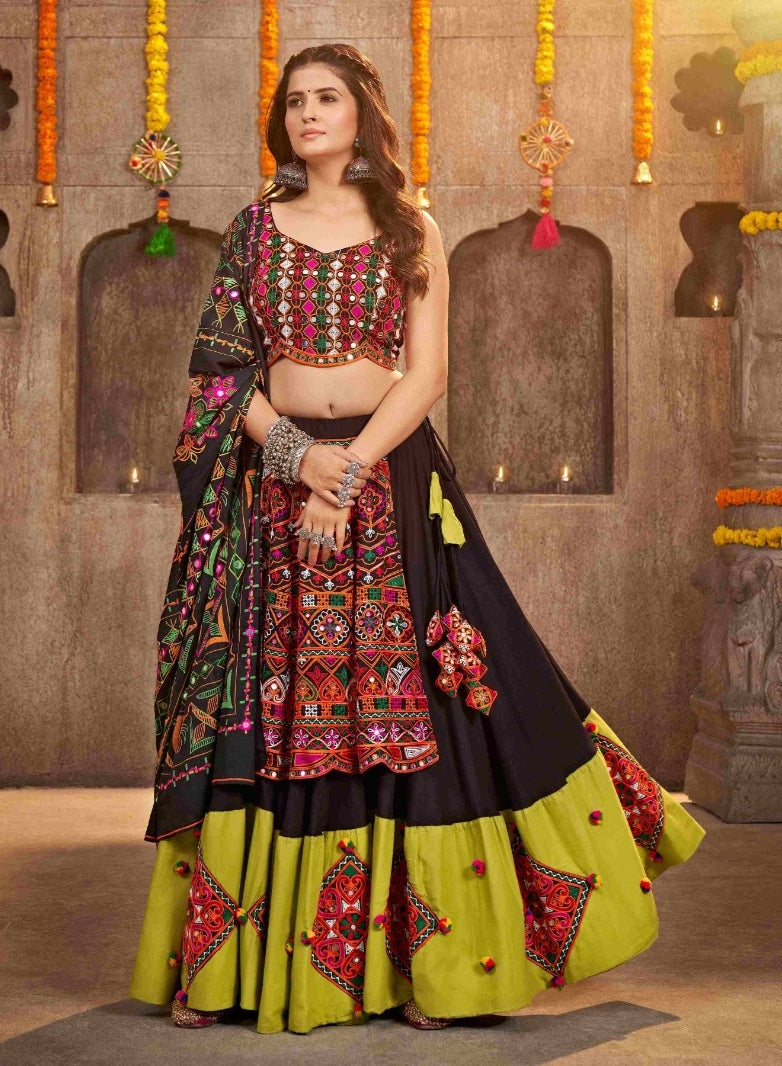 Beautiful Designer Navratri Garba Special Chaniya Choli