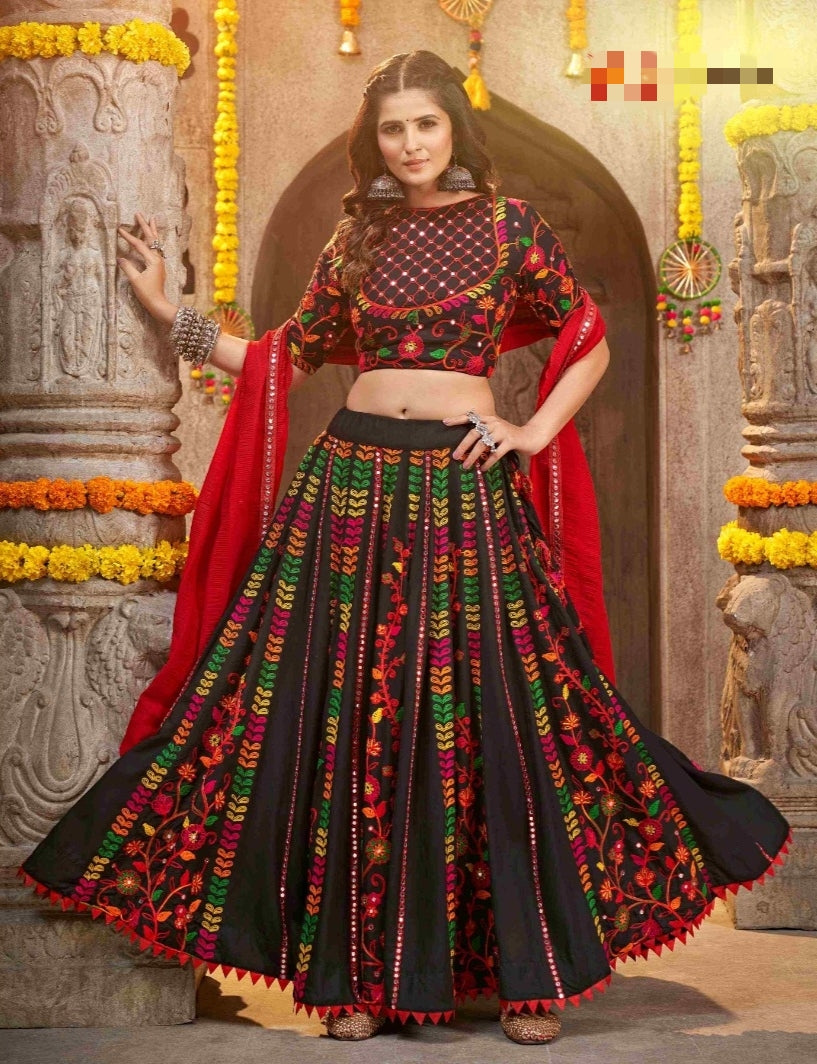 Beautiful Designer Navratri Garba Special Chaniya Choli