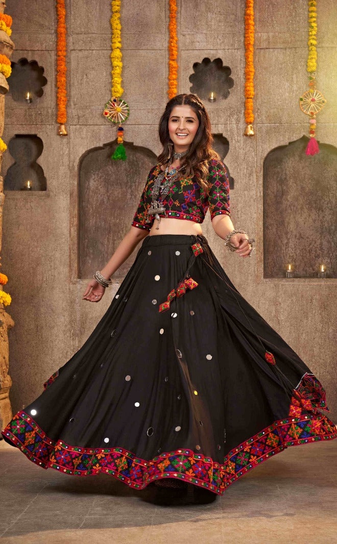 Beautiful Designer Navratri Garba Special Chaniya Choli