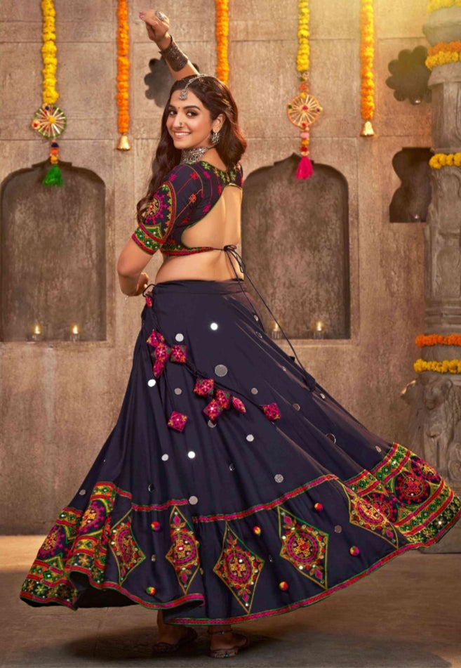 Beautiful Designer Navratri Garba Special Chaniya Choli